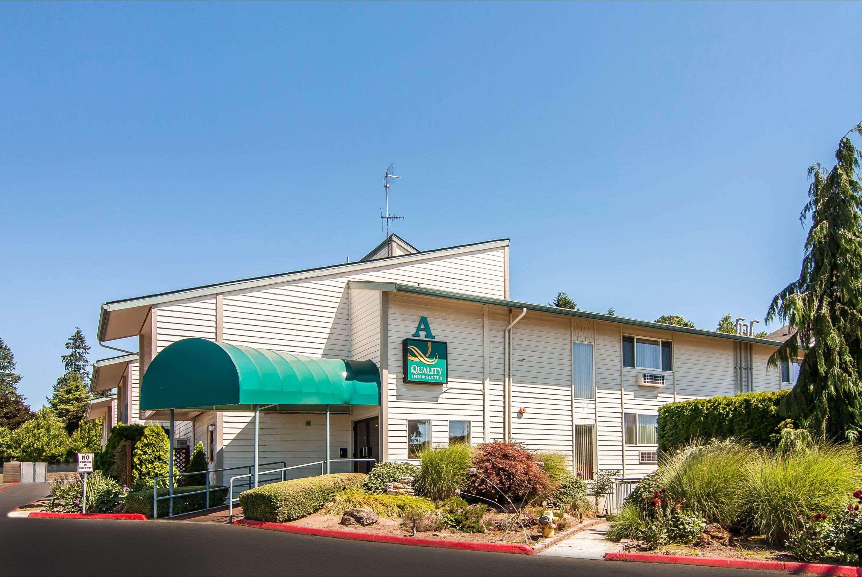 Quality Inn & Suites Vancouver - Hazel Dell Exterior photo